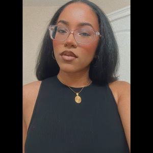 Meet your Posher, Ivana